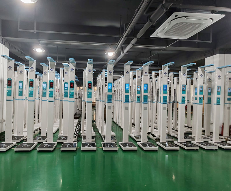 上禾便攜式身高體重秤，機(jī)身可折疊